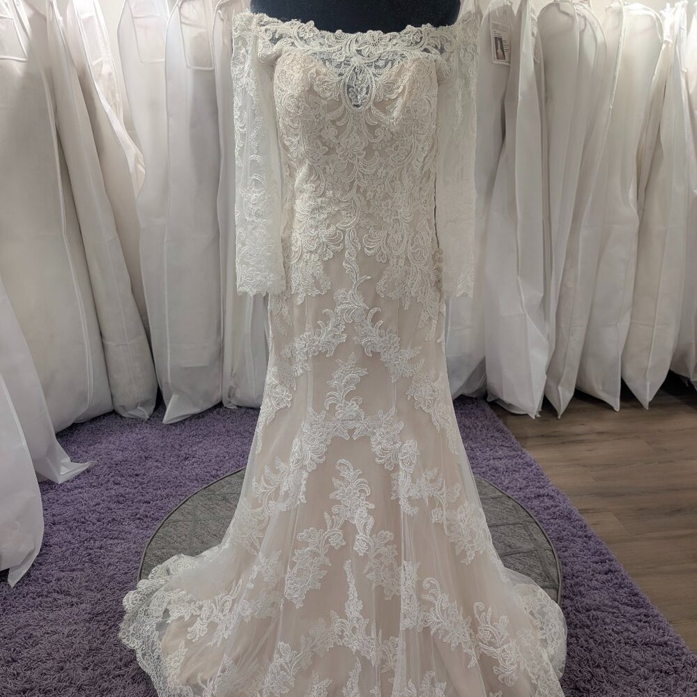 Morilee 5477 Ivory Fit and Flare Wedding Dress Size 10 - Picture 3 of 13
